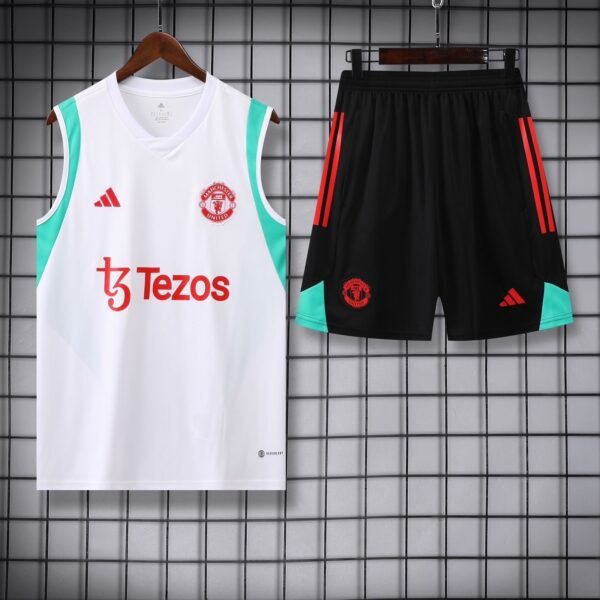 MAN UNITED WHITE(SLEEVELESS TRAINING KIT)