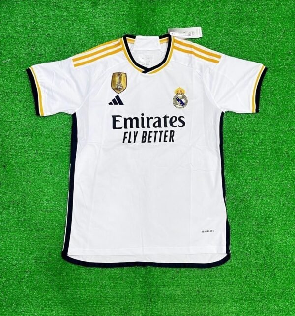 Replica Real Madrid Home 23/24