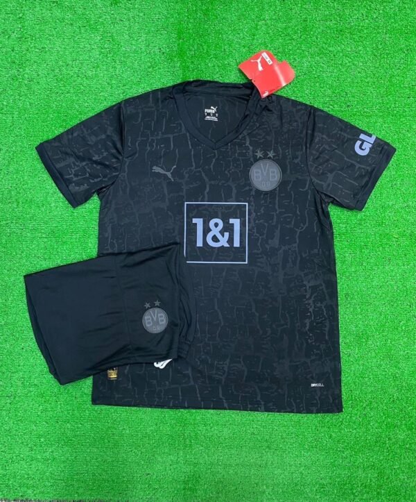 DORTMUND ALL BLACK KIT(JERSEY AND SHORTS)