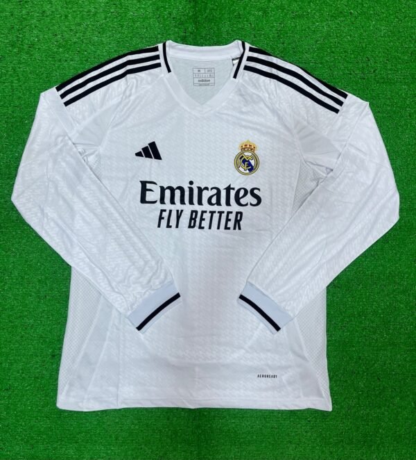 FULL SLEEVES REAL MADRID HOME 24/25 
(FAN VERSION)