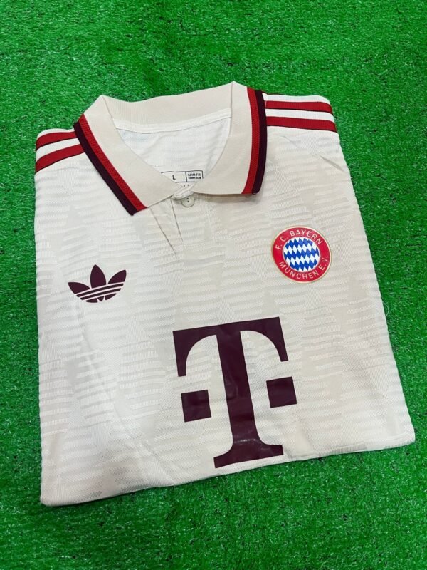 BAYERN MUNCHEN THIRD 24/25(PLAYER VERSION) - Image 2