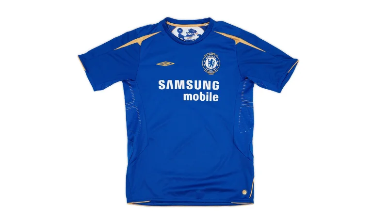 2. Chelsea 2005/06 Home Shirt