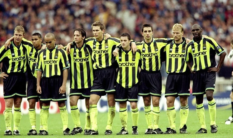3. The Manchester City 1998-99 Play-Off Final Kit