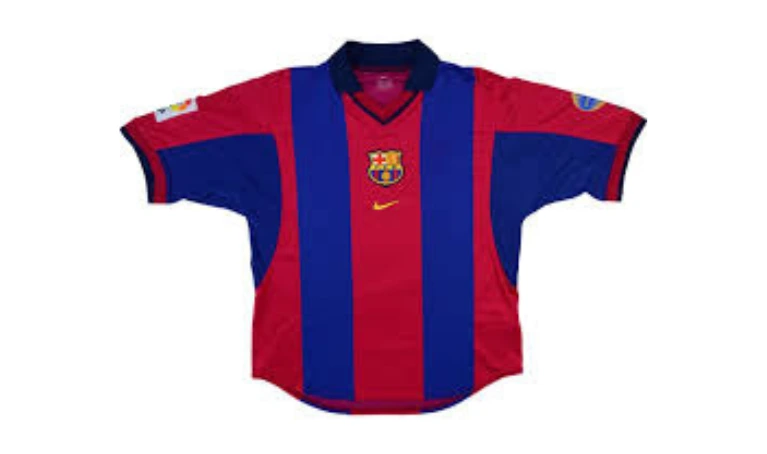 7. 2000/2001 Barcelona Kit – Clean but Forgettable